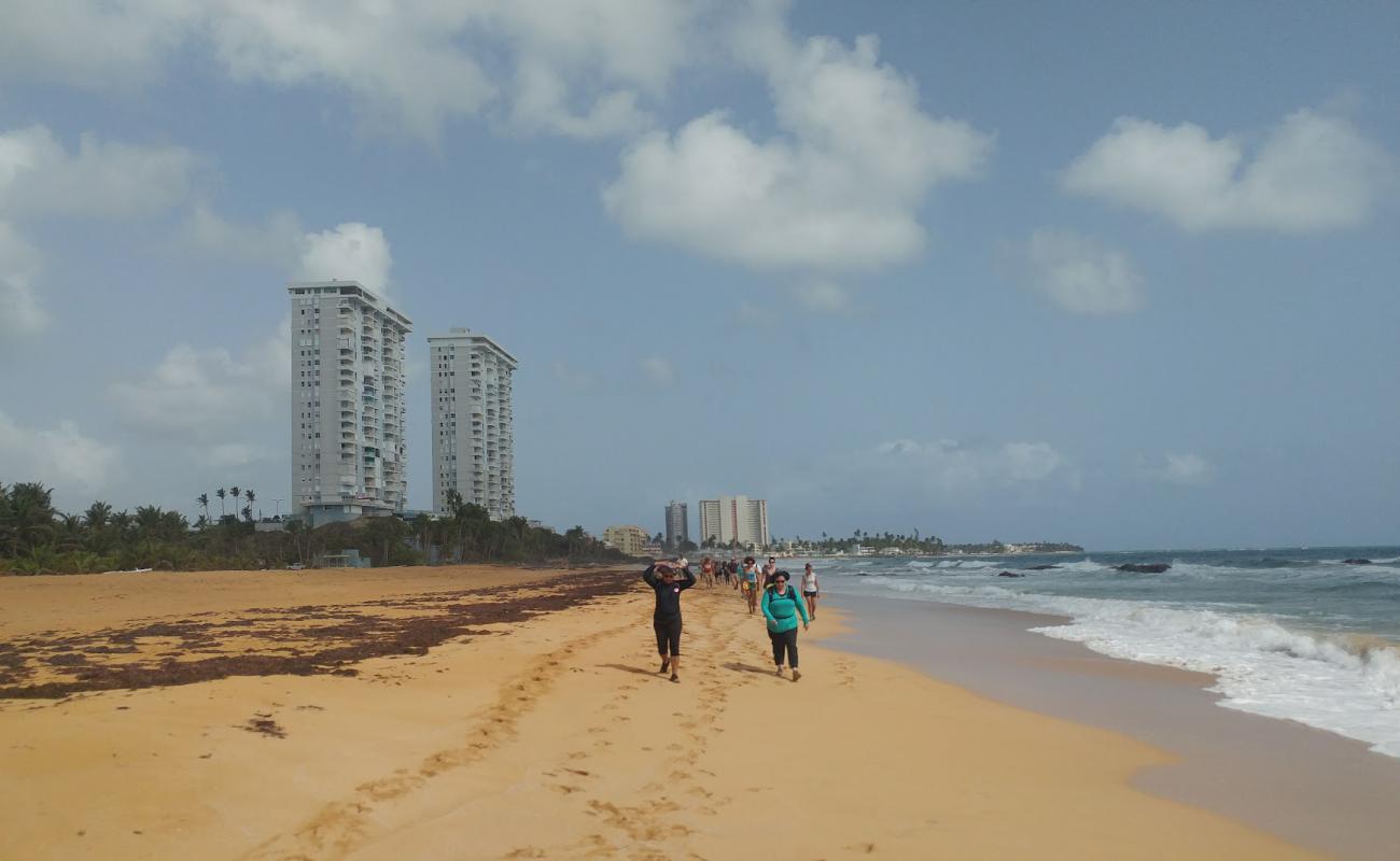 Photo de Playa Migel avec sable lumineux de surface