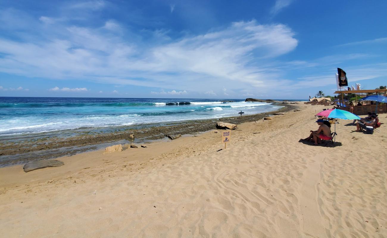 Photo de Middles beach avec sable lumineux de surface