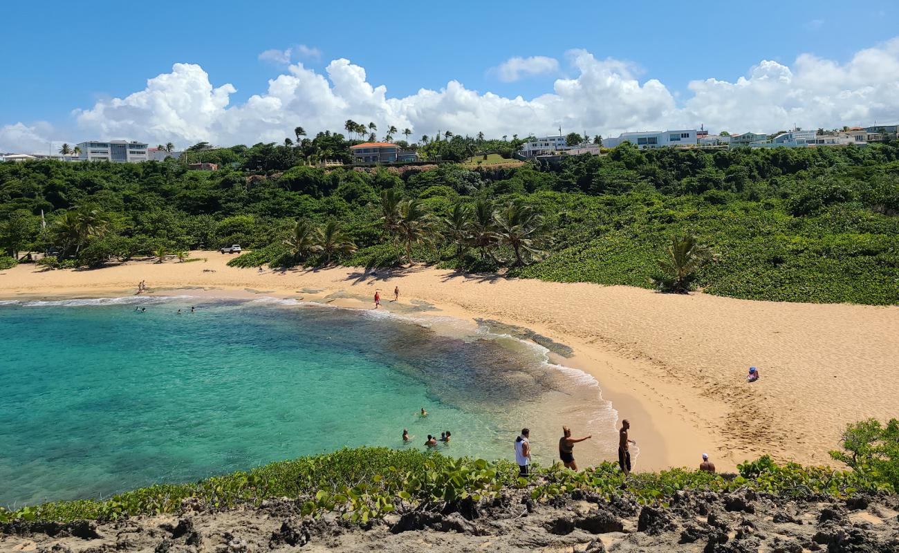 Photo de Playa Mar Chiquita II avec sable lumineux de surface