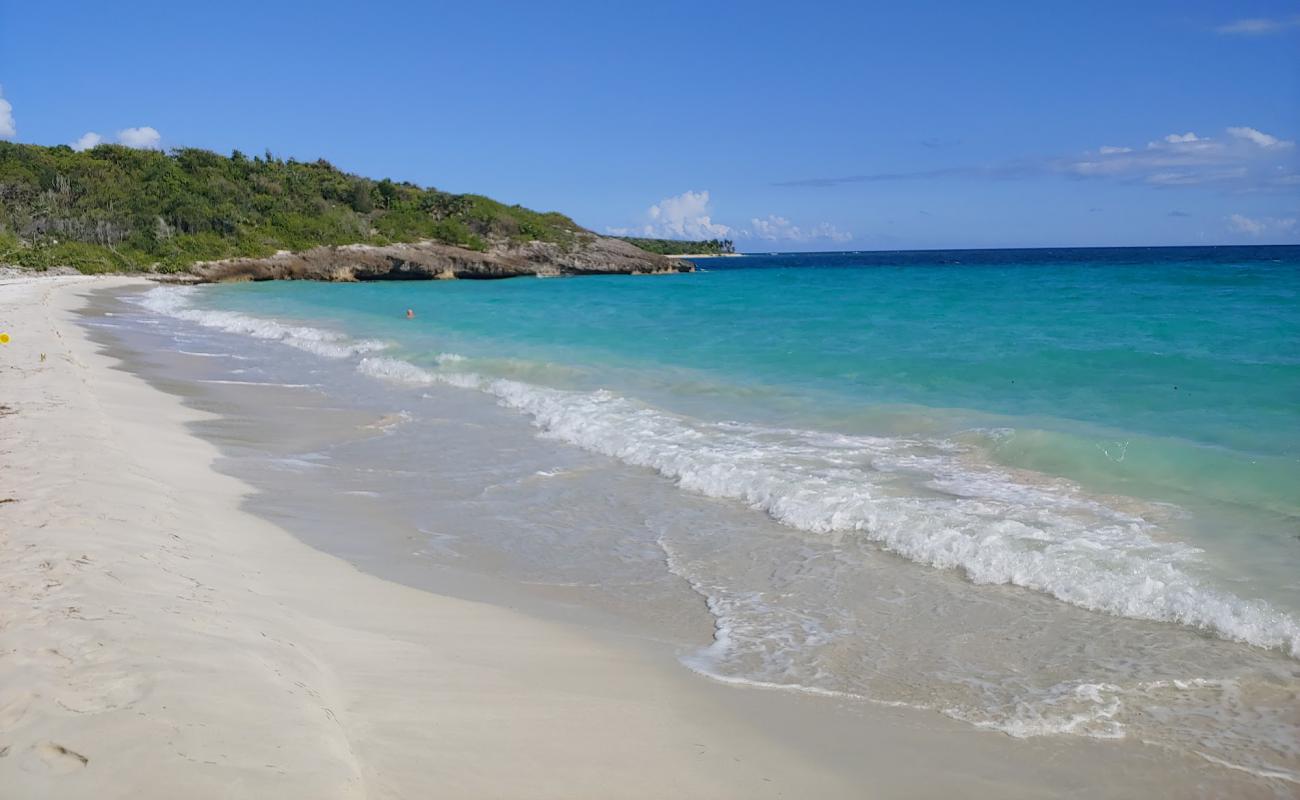 Photo de Navio beach avec sable beige fin de surface