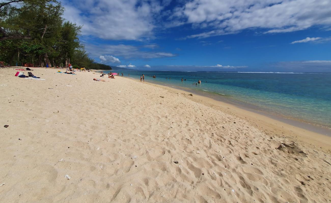 Photo de Plage De L'Hermitage avec sable beige de surface