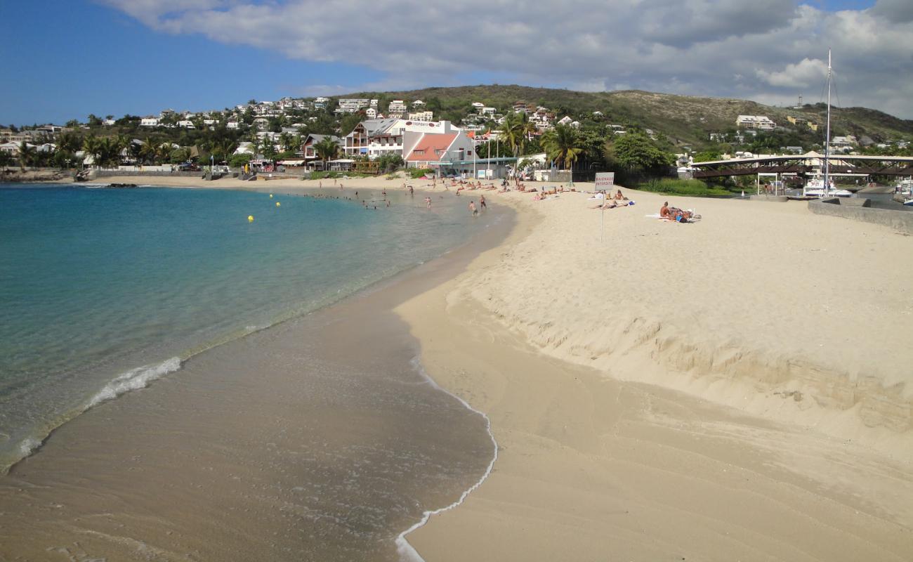 Photo de Black Rocks Beach avec sable lumineux de surface