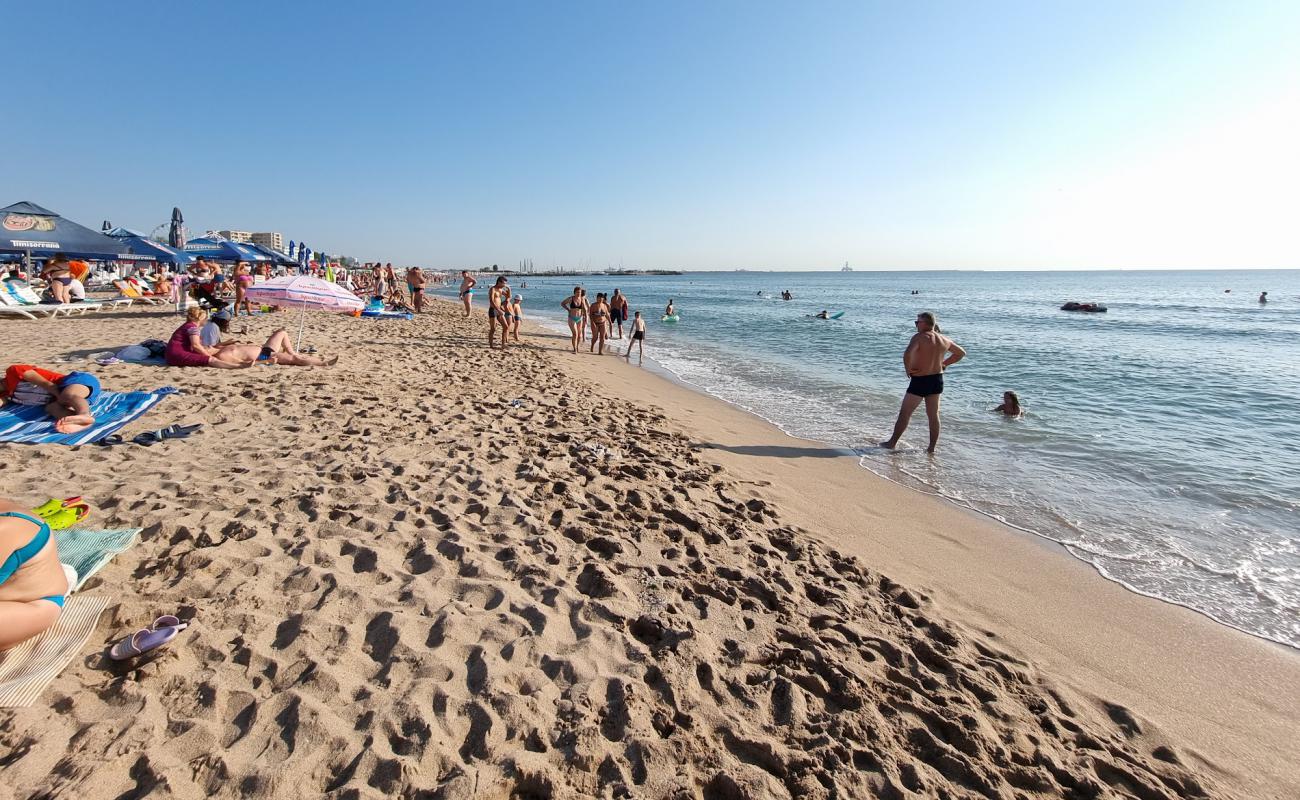 Photo de Ingrid beach avec sable lumineux de surface