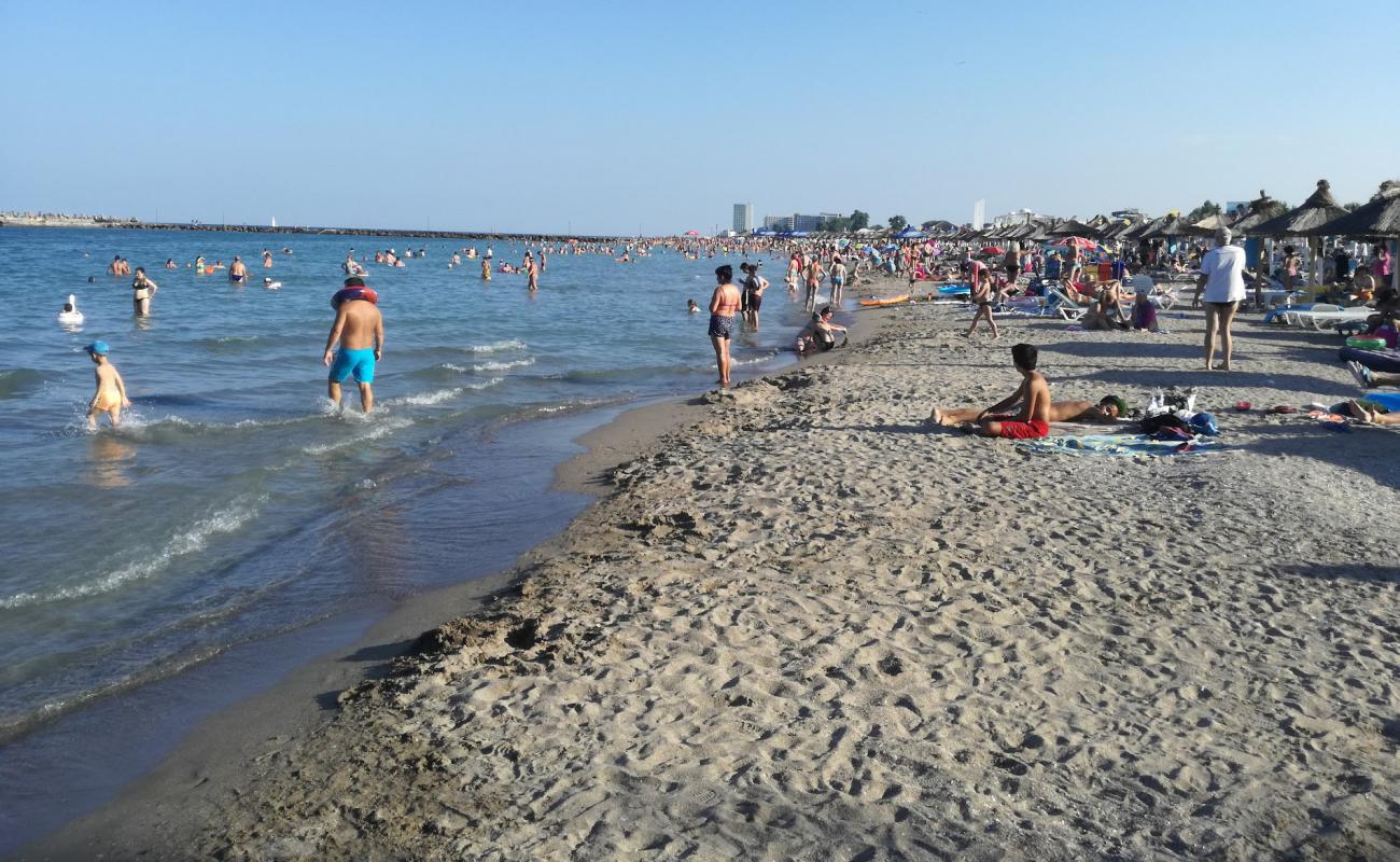 Photo de Plage de Steaguri avec sable beige de surface