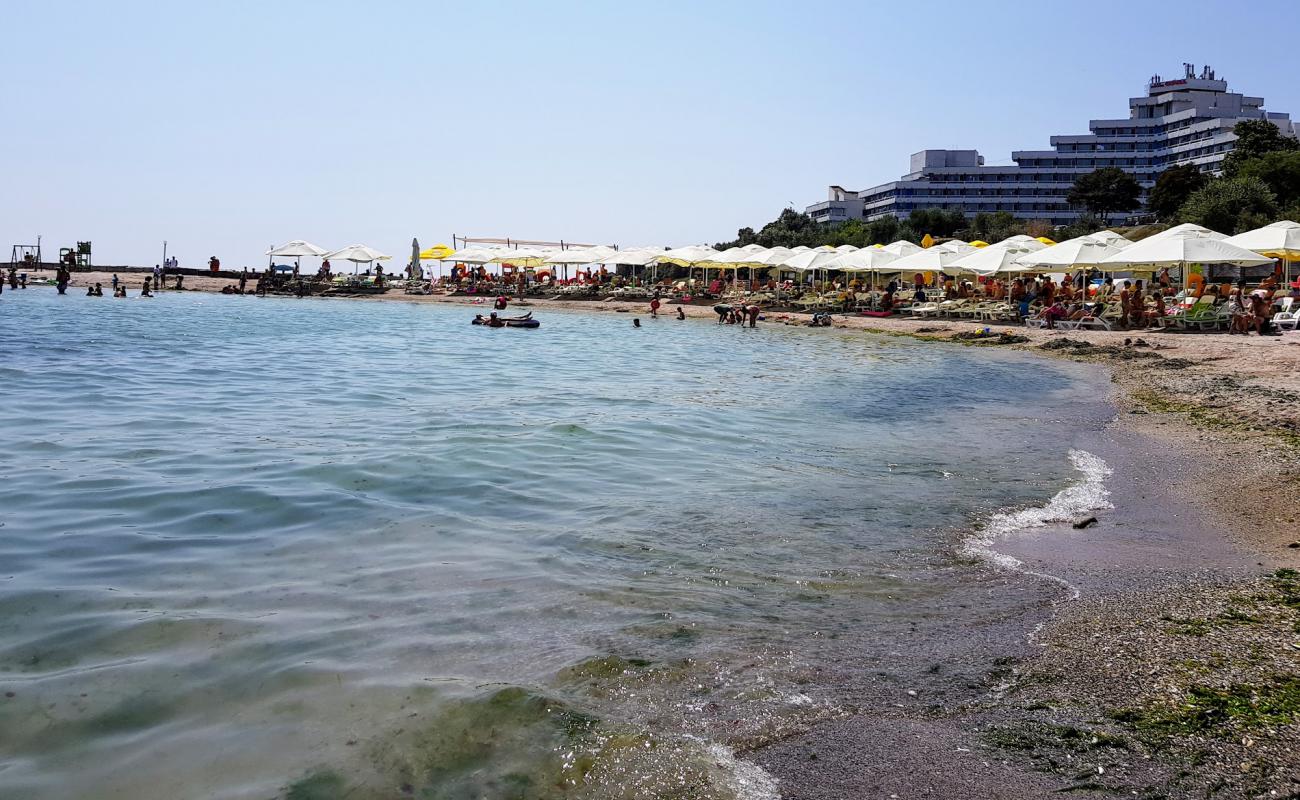 Photo de Plyazh Sopiiilor avec sable beige de surface