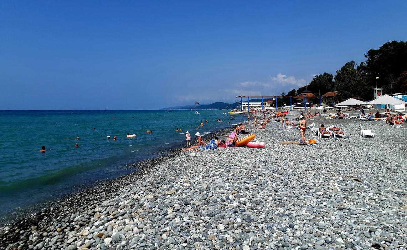 Photo de Loo beach avec caillou gris de surface