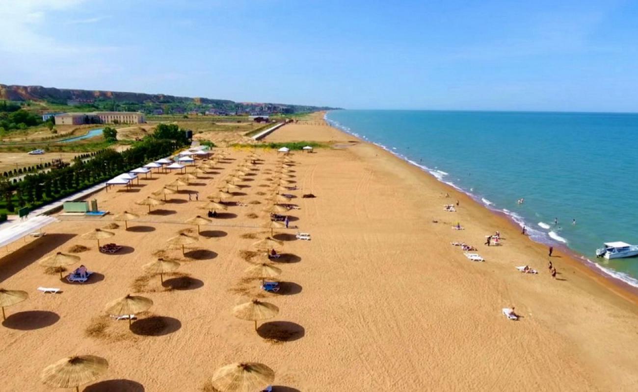 Photo de Sanatoriya Parus Beach avec sable lumineux de surface