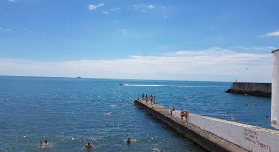 Blue Wave beach