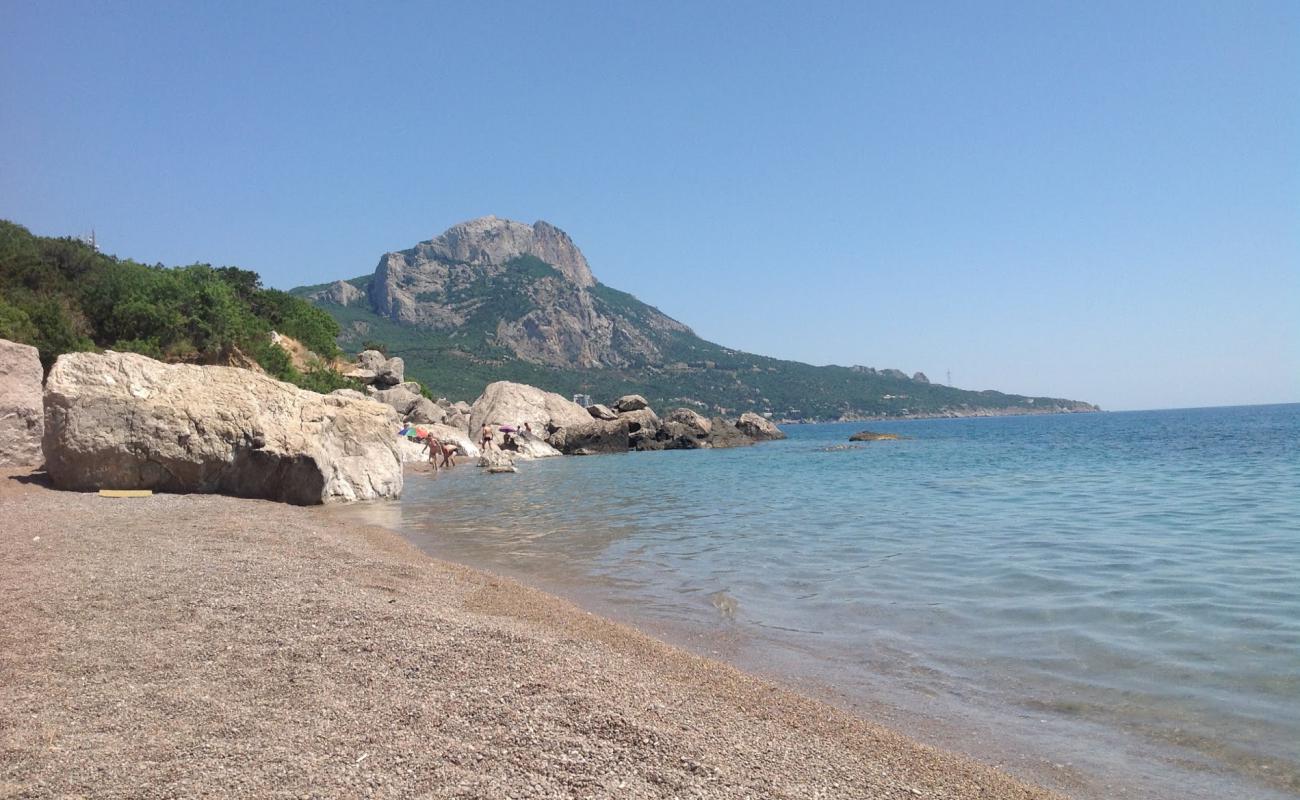 Photo de Lazurnyy Batiliman avec caillou fin gris de surface