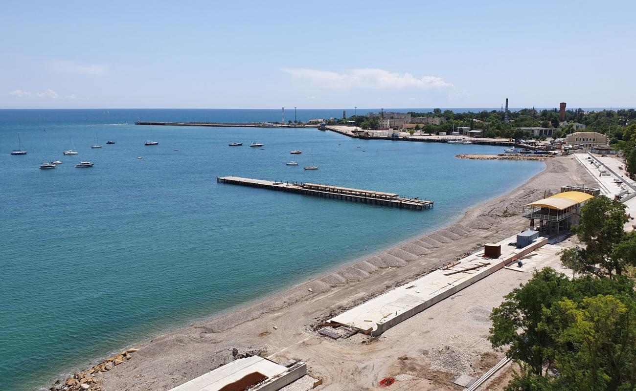 Photo de Tereshkova  beach avec caillou gris de surface