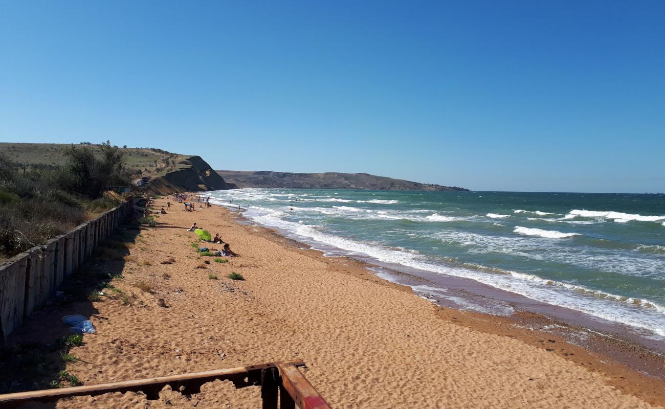 Photo de Plyazh Kerch avec sable brun de surface