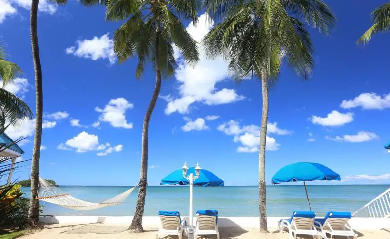 Photo de Choc beach avec sable beige de surface