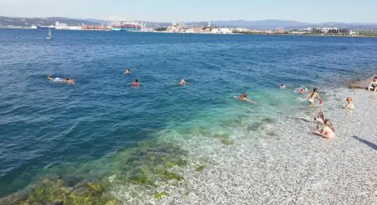 Zusterna beach