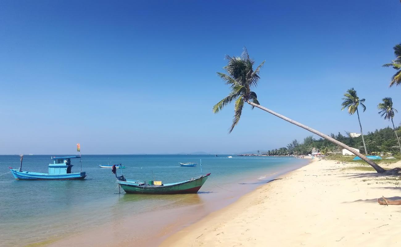 Photo de Thai Tan Tien avec sable beige fin de surface