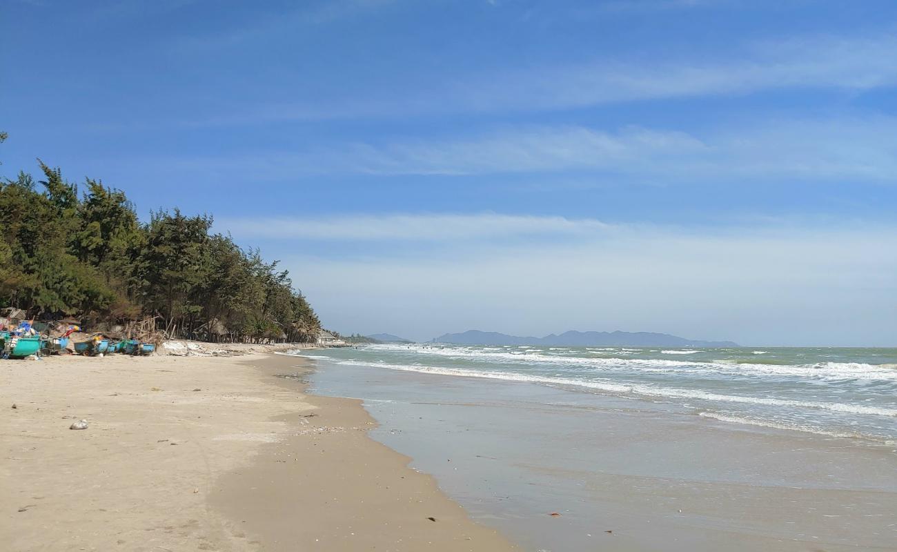 Photo de Thuy Tien Beach avec sable gris de surface