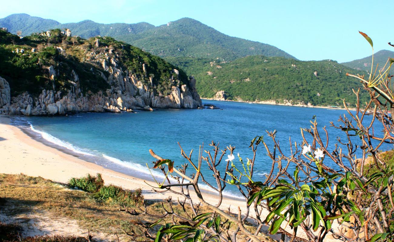 Photo de Amanoi Beach avec sable lumineux de surface