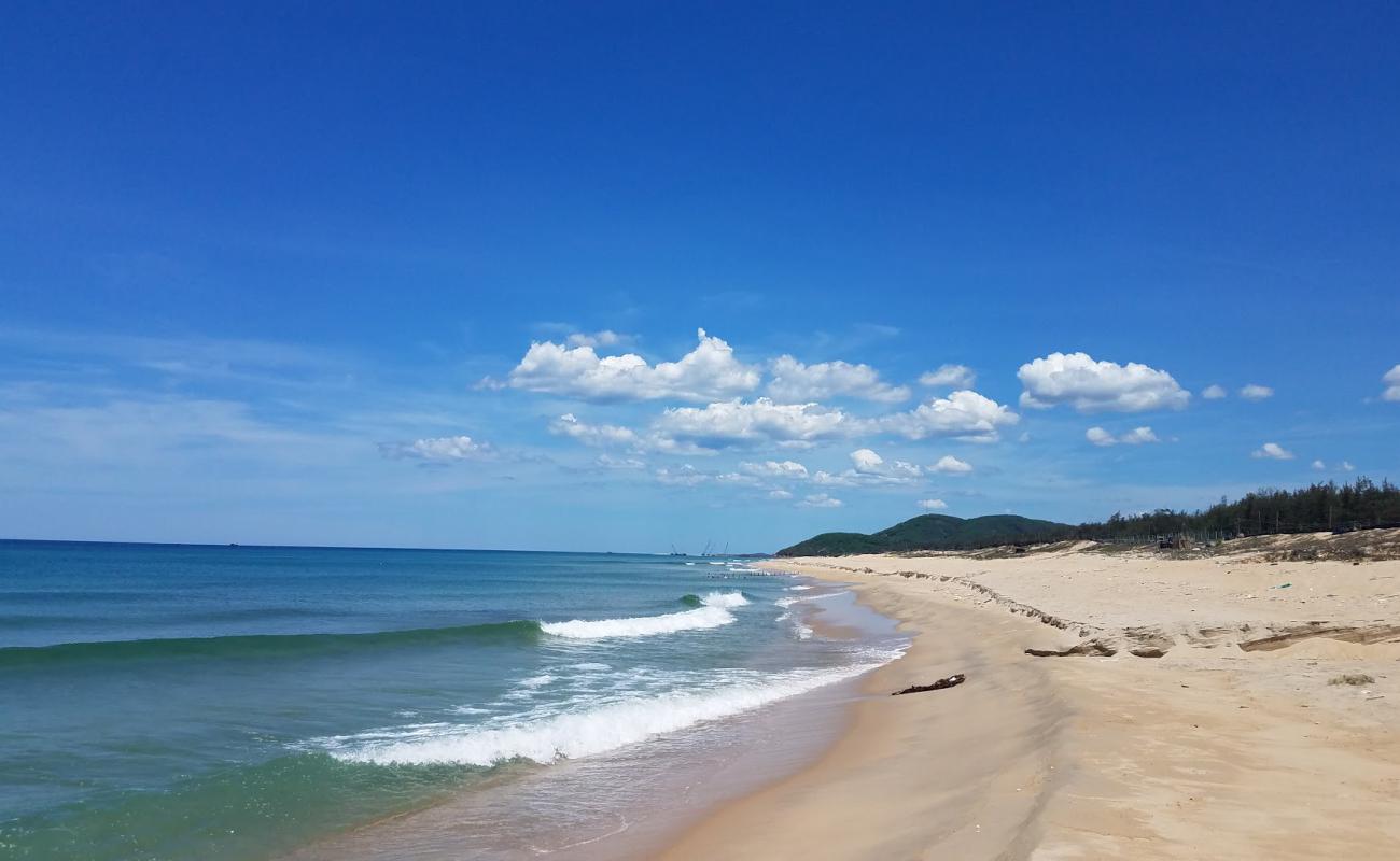 Photo de Pho Quang Beach avec sable lumineux de surface