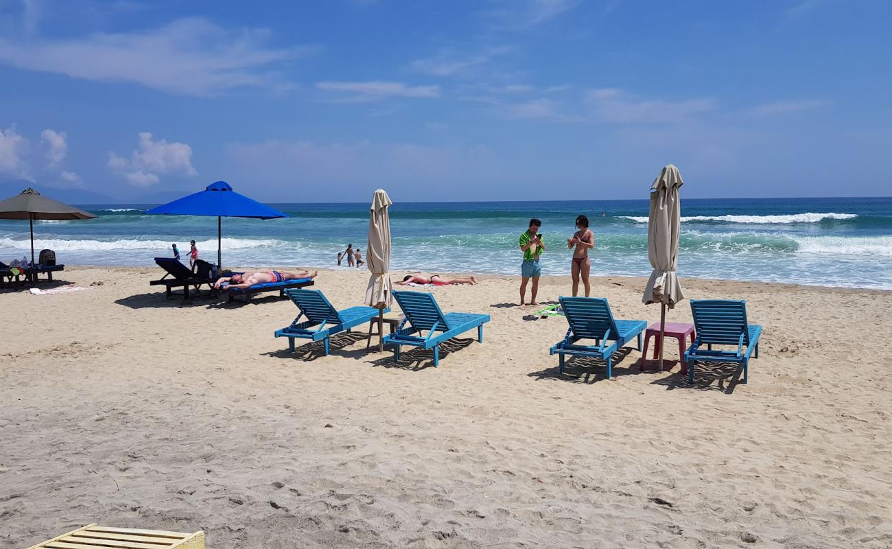 Photo de Plage d'An Bang avec sable beige fin de surface