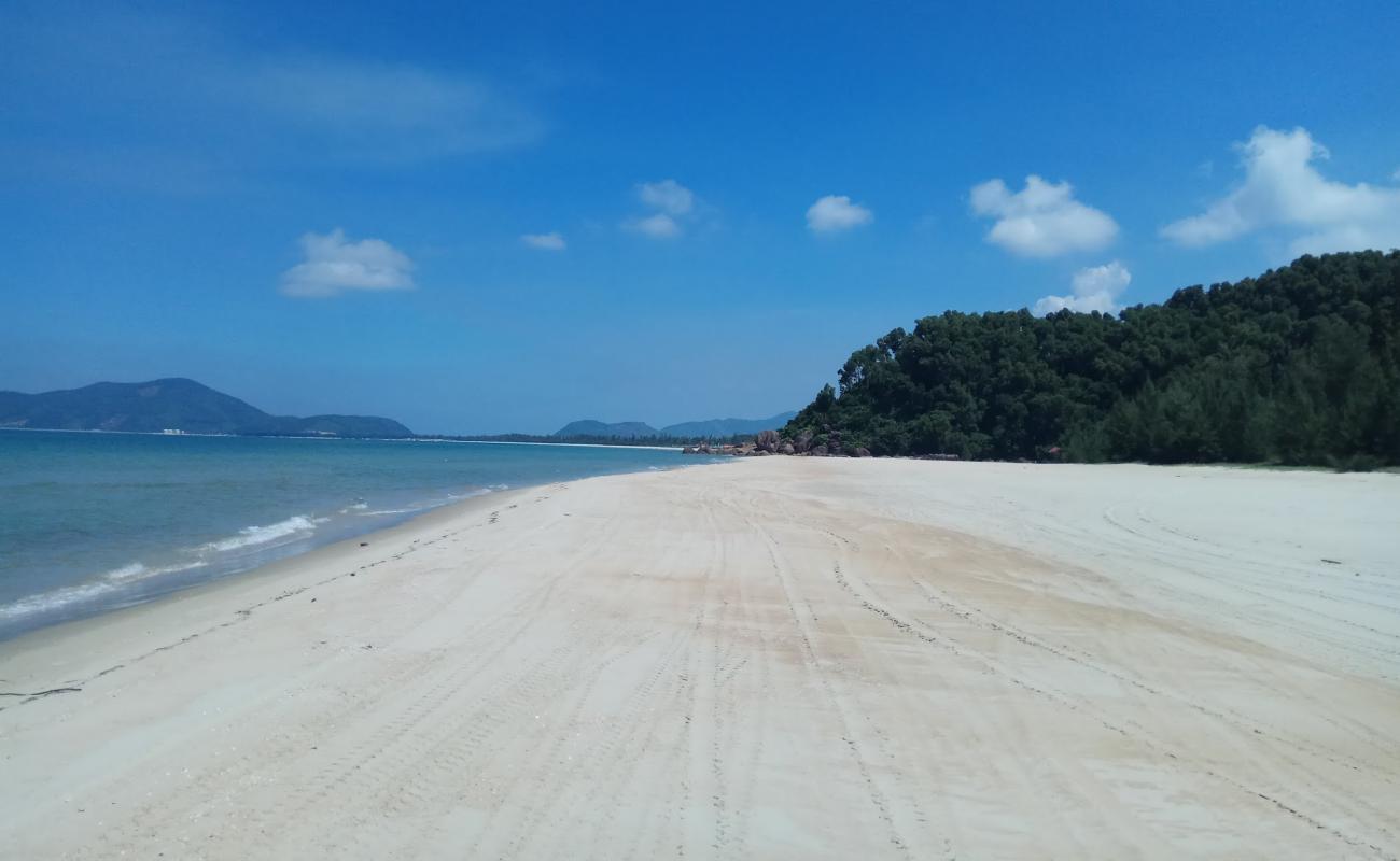Photo de Canh Duong Beach avec sable fin et lumineux de surface