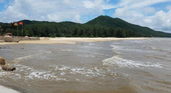 Quan Lan beach