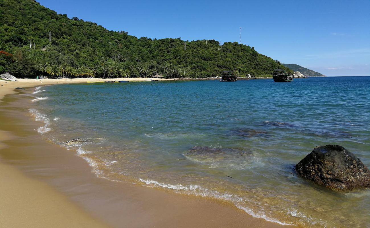 Photo de Chong Beach avec sable lumineux de surface