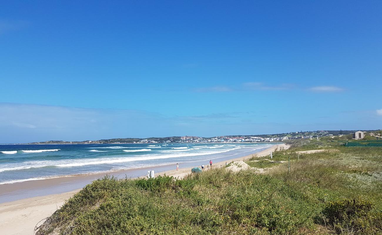 Photo de Lappiesbaai beach avec sable fin et lumineux de surface