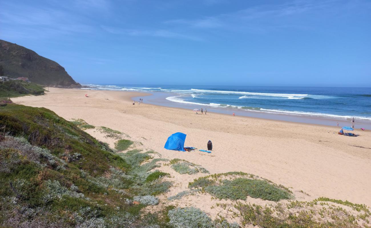 Photo de Gouritsmond beach avec sable fin et lumineux de surface