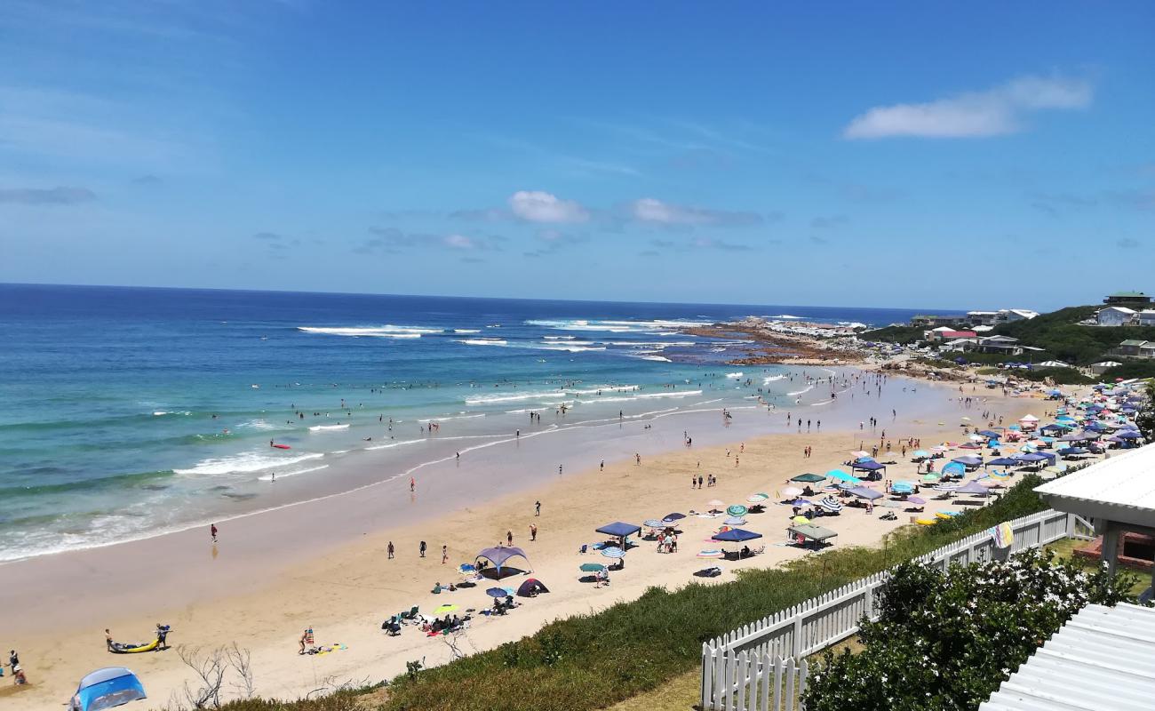 Photo de Buffalo Bay beach avec sable fin et lumineux de surface