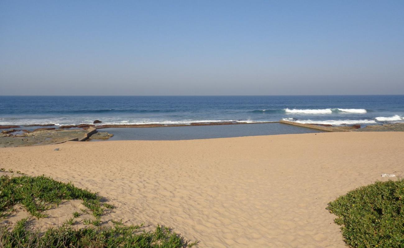 Photo de Mtwalume beach avec sable beige de surface