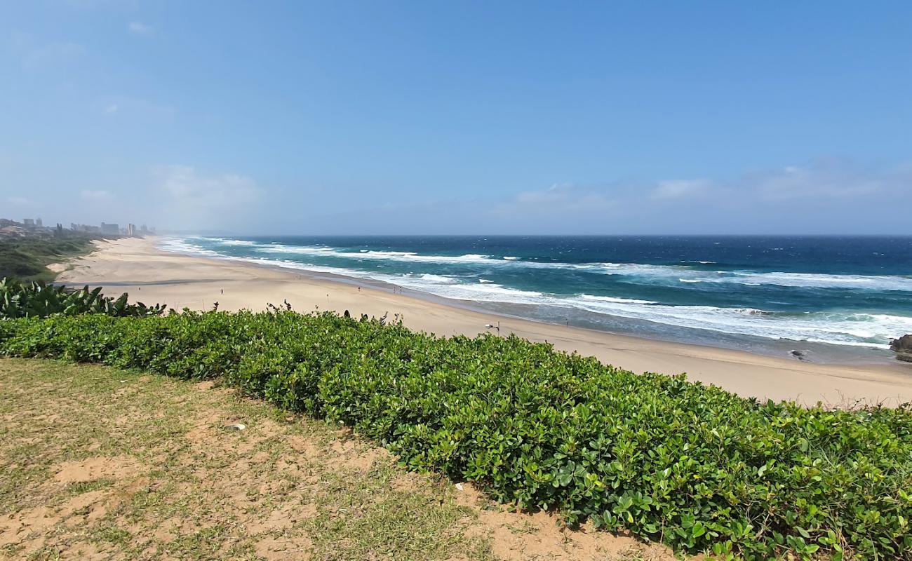 Photo de St Winifred's beach avec sable fin et lumineux de surface