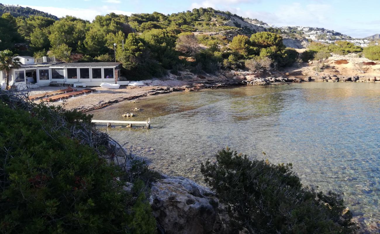 Photo de Cala Bonita avec sable brun de surface