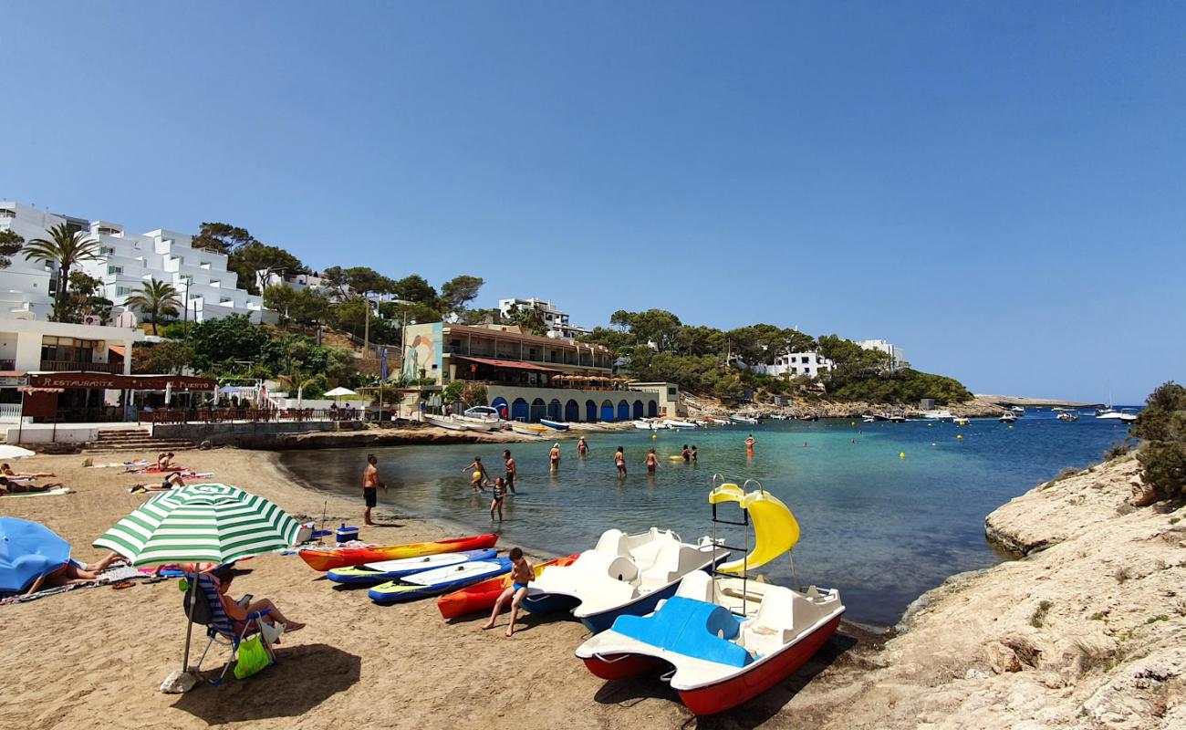 Photo de Es Portitxol a Portinatx avec sable lumineux de surface