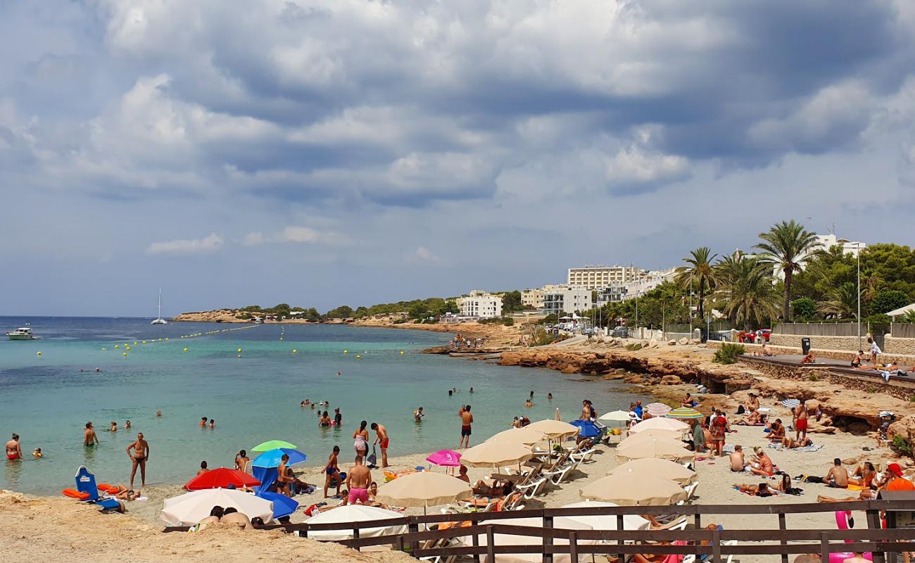 Photo de Calo el Moro avec sable gris de surface