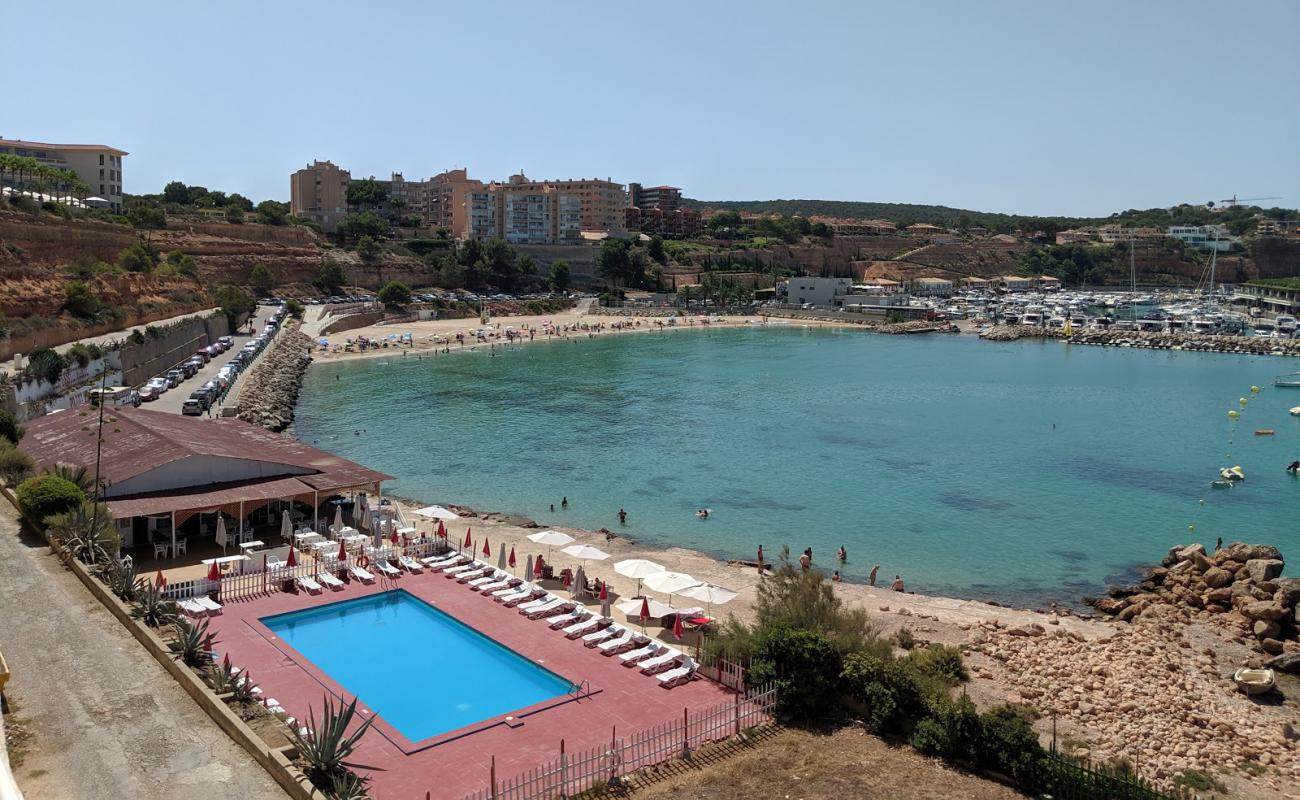 Photo de Playa El Toro avec sable beige fin de surface
