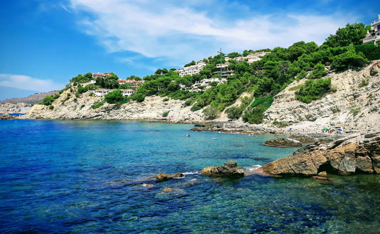 Photo de Playa Monte de Oro avec terrain rocheux de surface