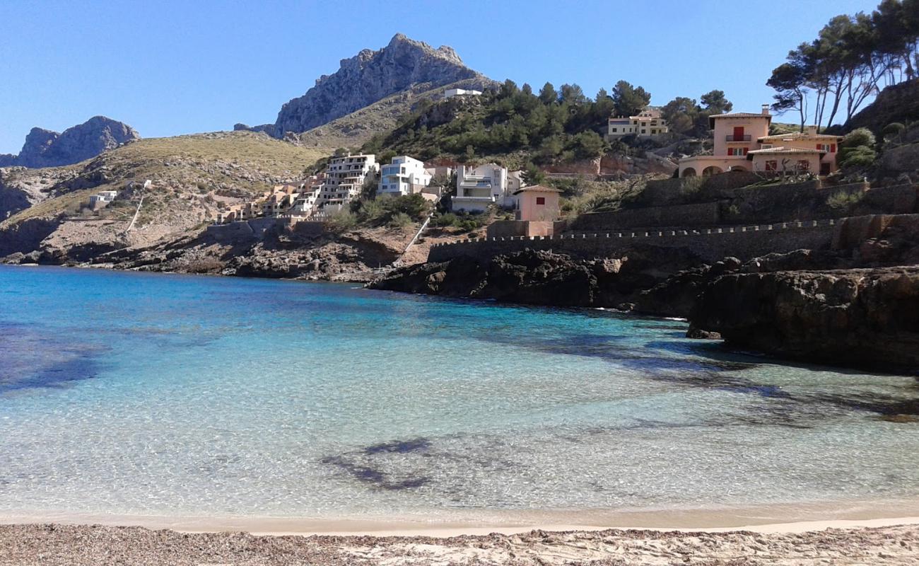 Photo de Playa de Cala Molins avec sable beige fin de surface
