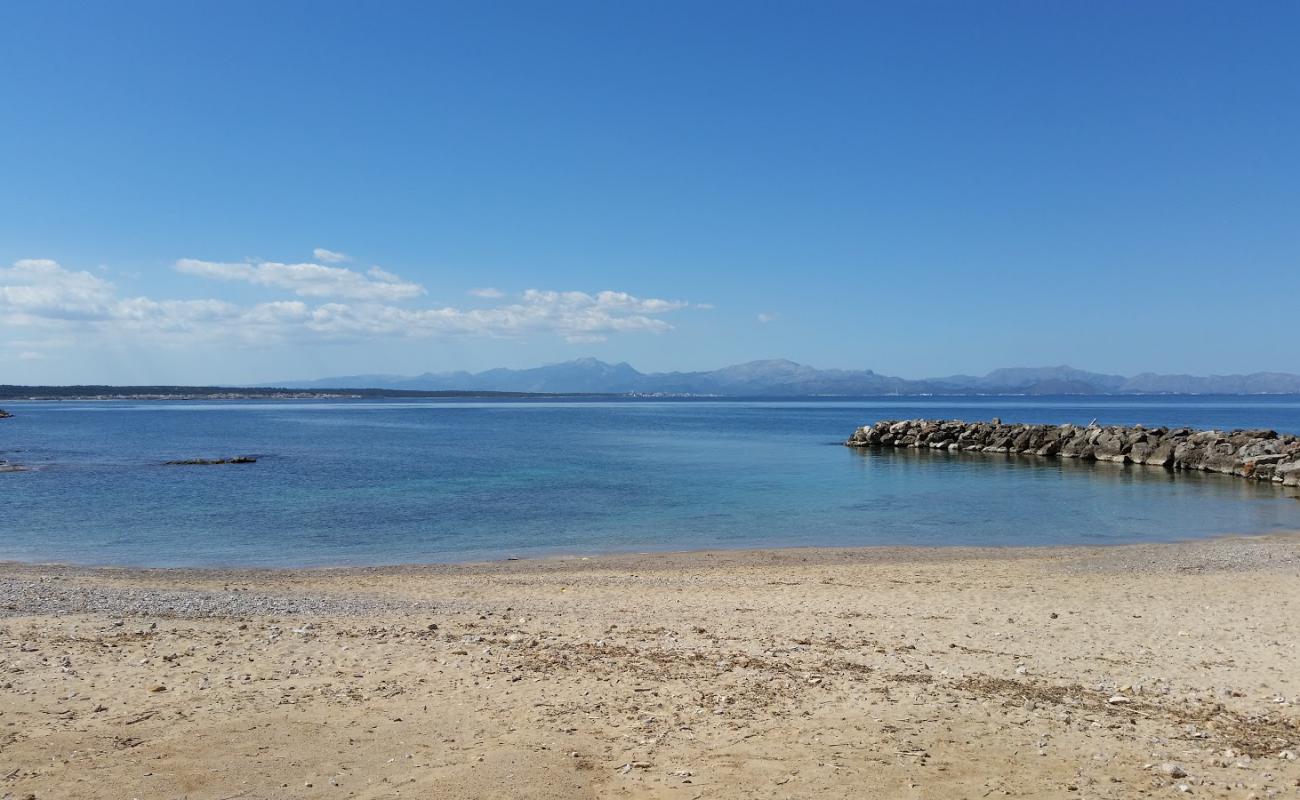 Photo de Platja Colonia avec sable beige de surface