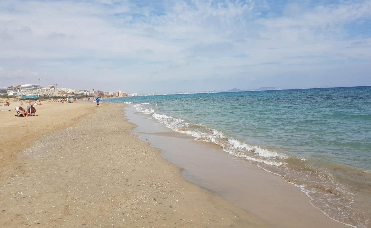 Photo de Playa del Carabassi avec sable brun de surface