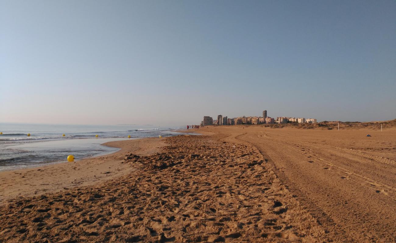 Photo de Libre de el Altet avec sable brun de surface