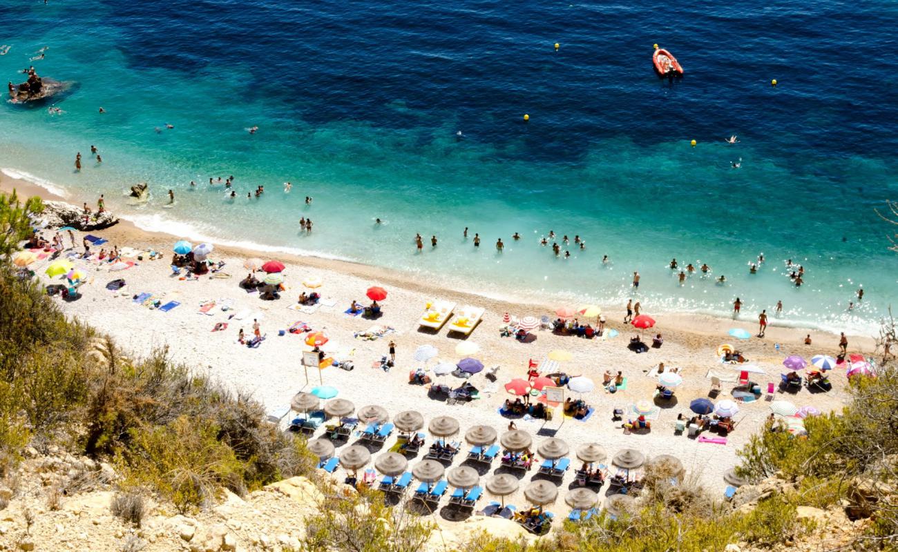 Photo de Cala del Moraig avec caillou fin clair de surface