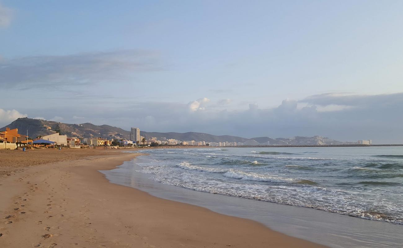 Photo de Platja Cullera avec sable brun de surface