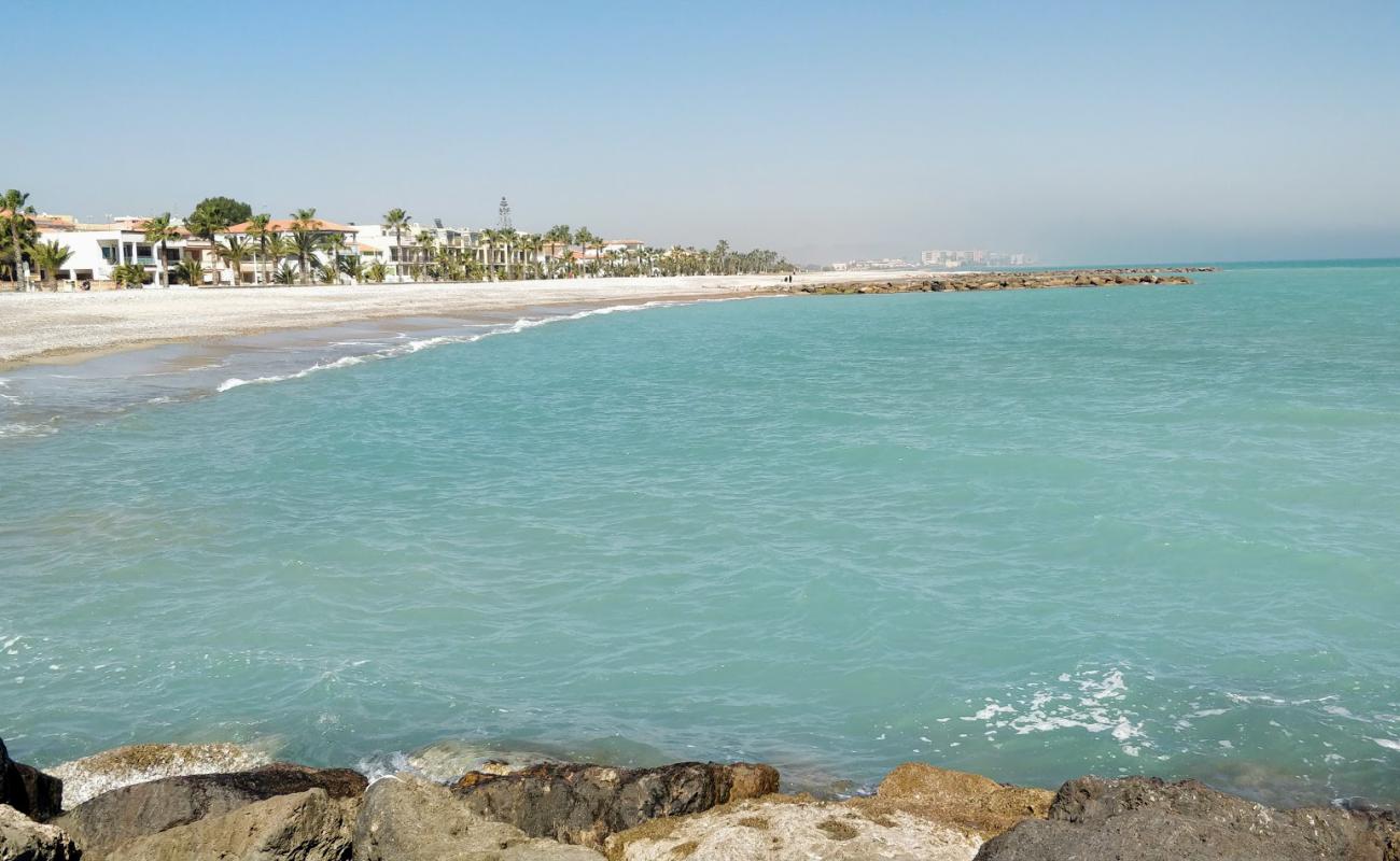 Photo de Plage de Moncofar avec caillou fin gris de surface