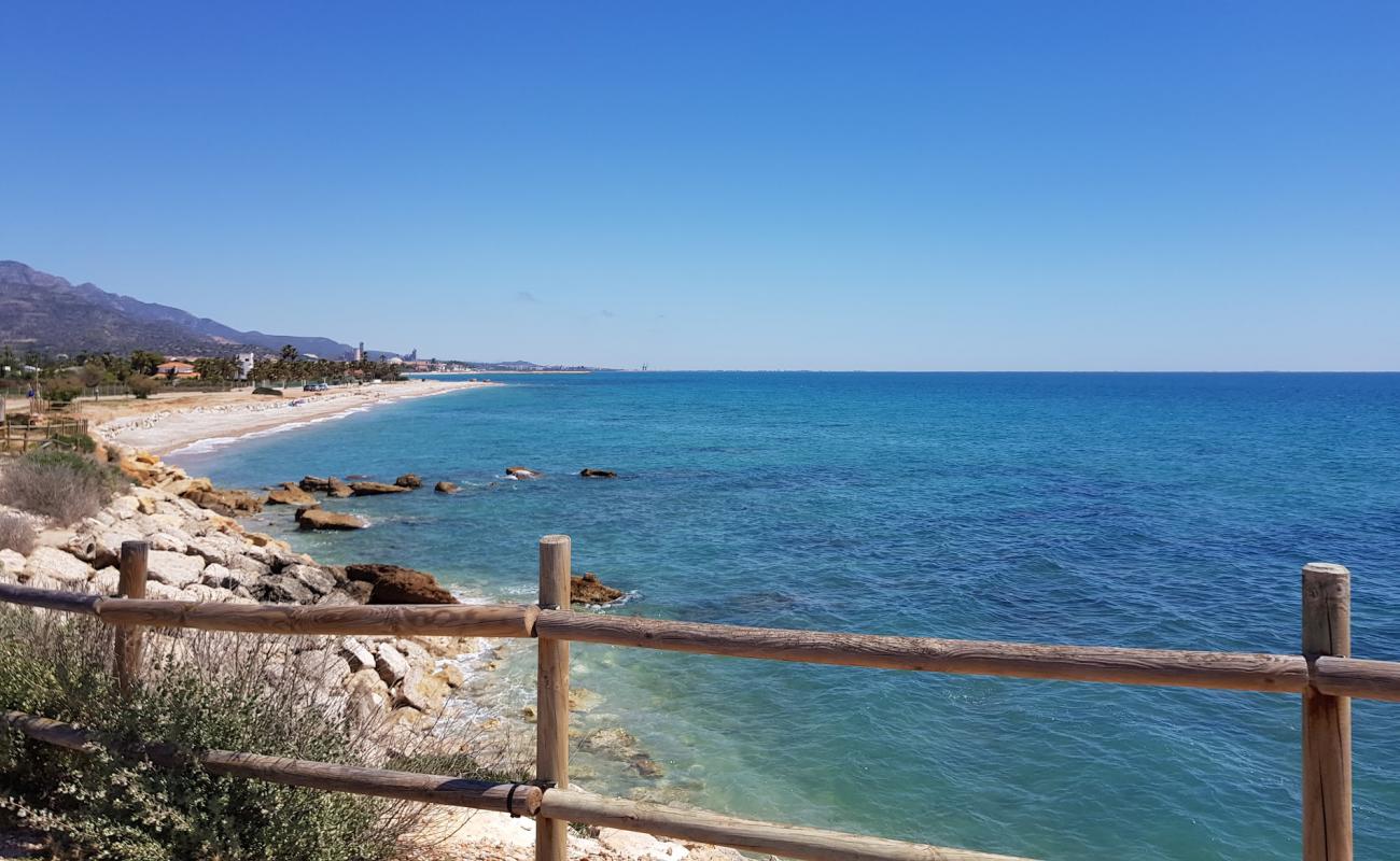 Photo de Platja l'Estanyet avec caillou gris de surface