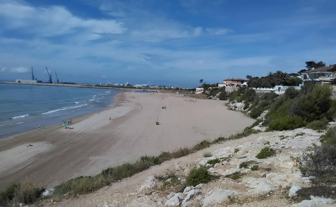 Photo de Far de Sant Cristofol avec sable brun de surface