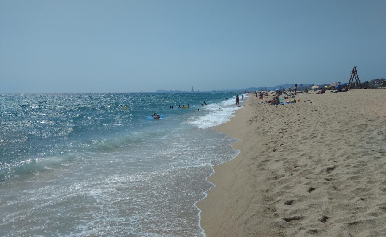 Photo de Plage d'Ocata avec sable lumineux de surface