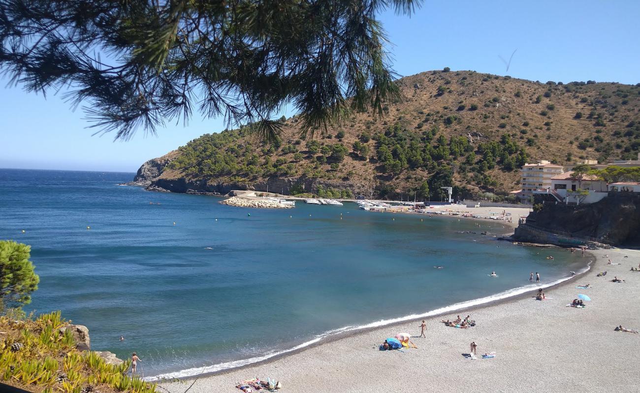Photo de Playa del Morts avec petits galets gris de surface
