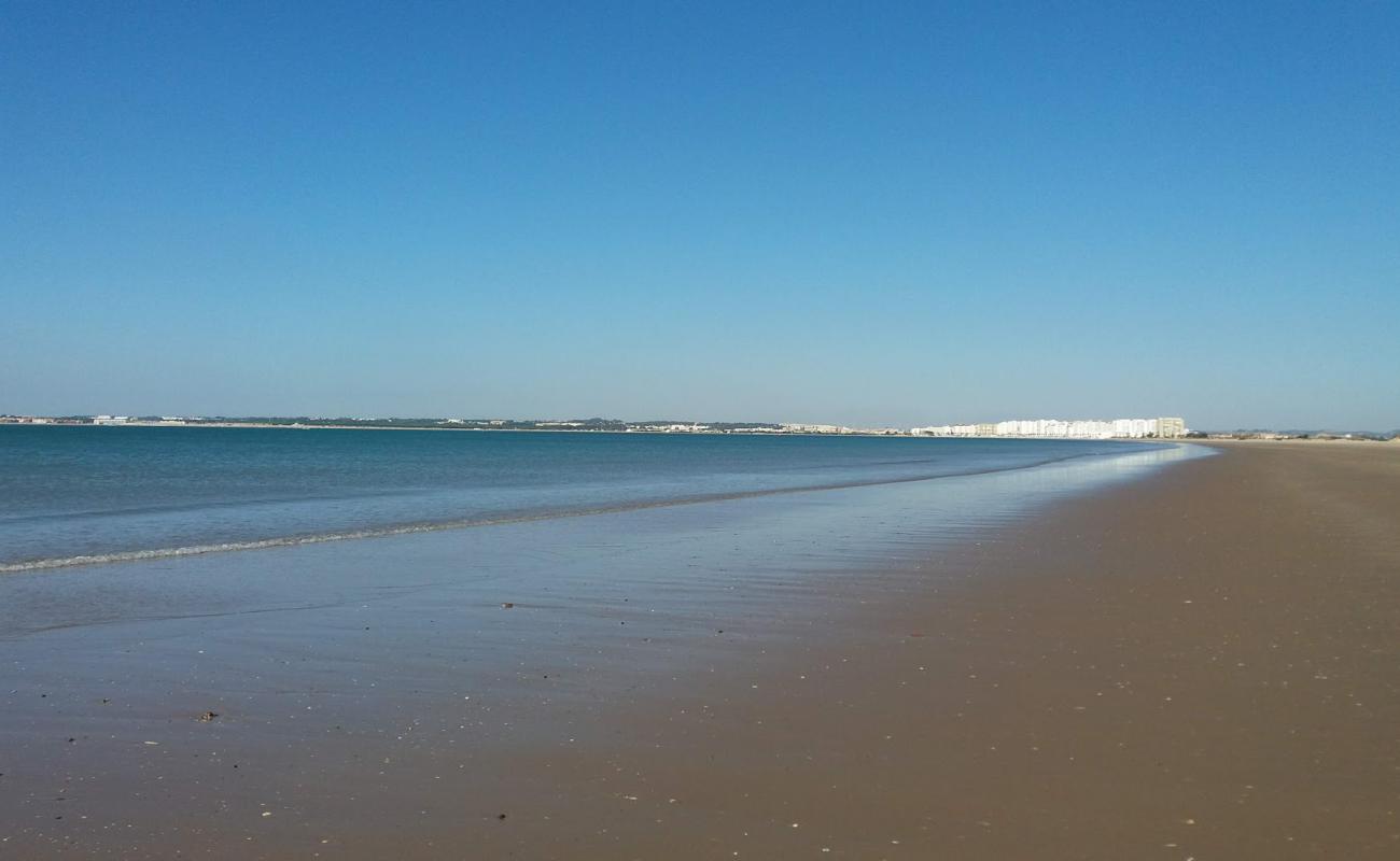 Photo de Playa de Levante avec sable beige fin de surface