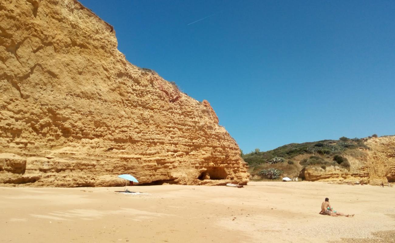 Photo de Cala del Puntalejo avec sable lumineux de surface