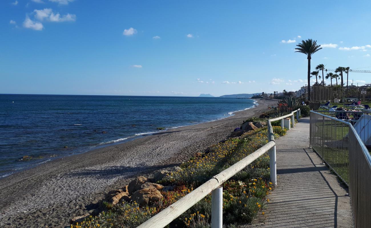 Photo de Playa Costa Natura avec sable gris de surface