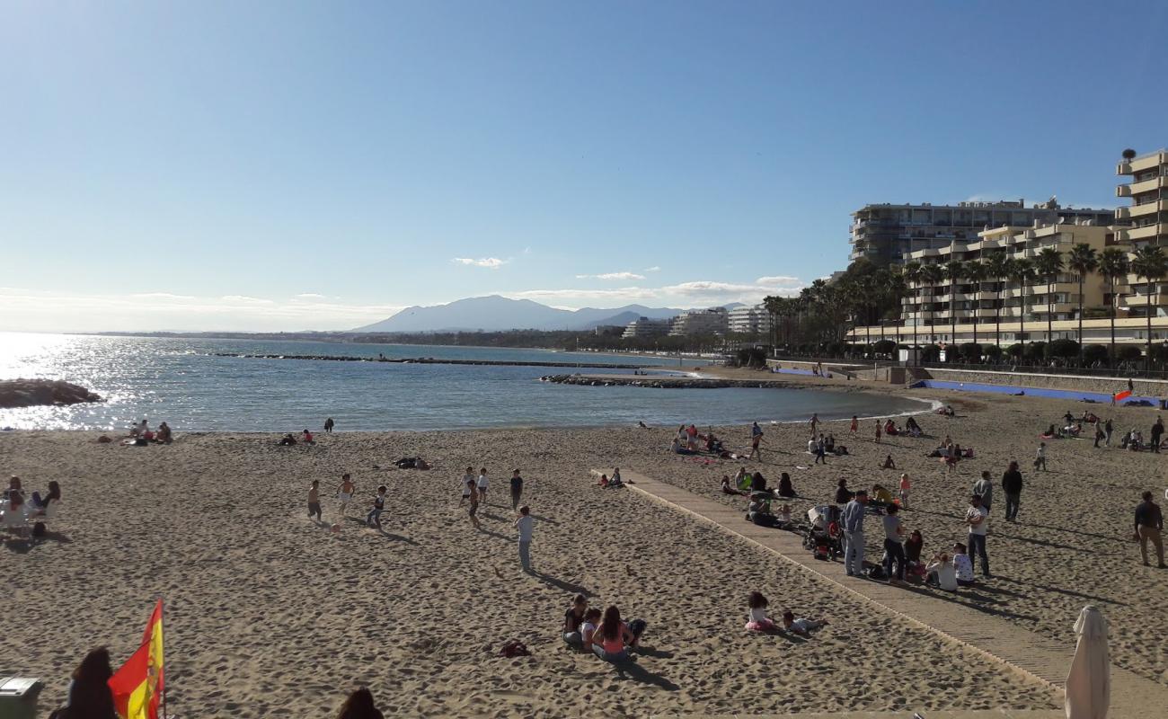 Photo de Playa del Faro avec sable gris de surface